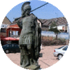 Römerstatue am Marktplatz